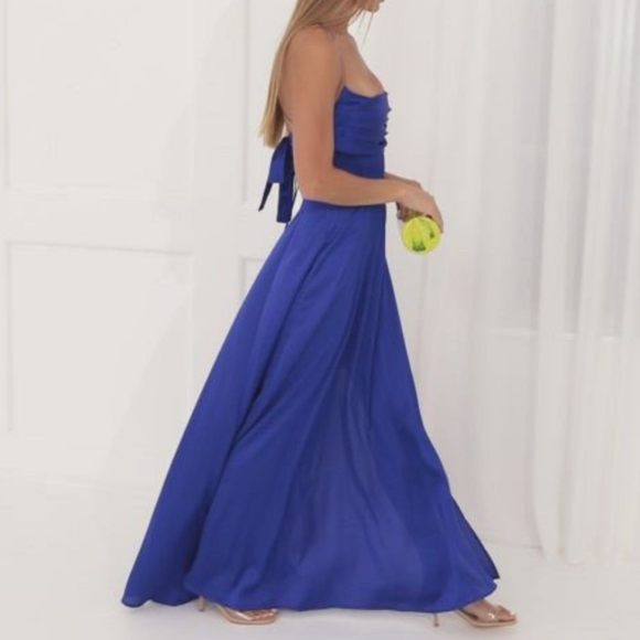 Lucy In The Sky Dena Satin Maxi Dress In Blue Size Large - Picture 2 of 8